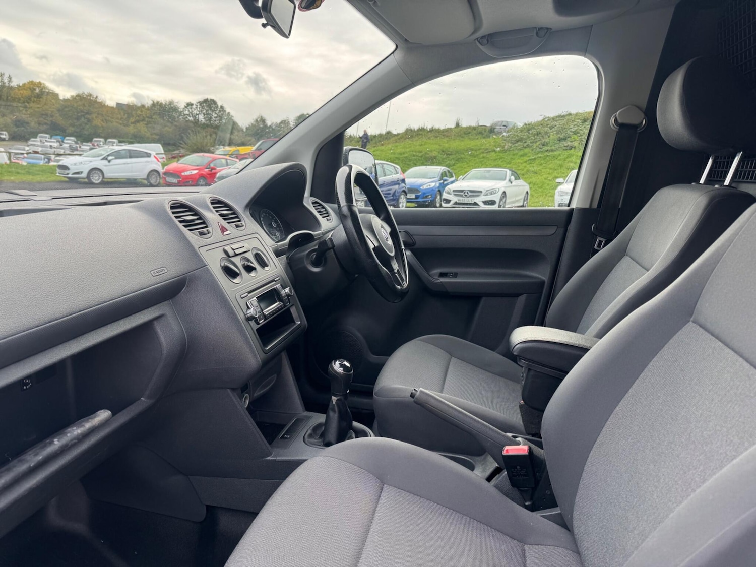 Used Volkswagen Caddy 2014 for sale - 76071698: Photo 8