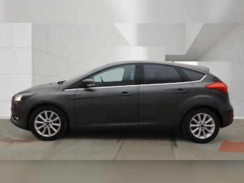 Used Ford Focus 2015 for sale - 78320323: Photo