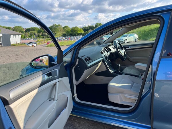 Used Volkswagen Golf 2014 for sale - 74396090: Photo 11