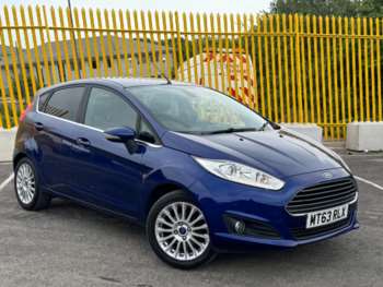 (63) - 1.0T EcoBoost Titanium Euro 5 (s/s) 5dr