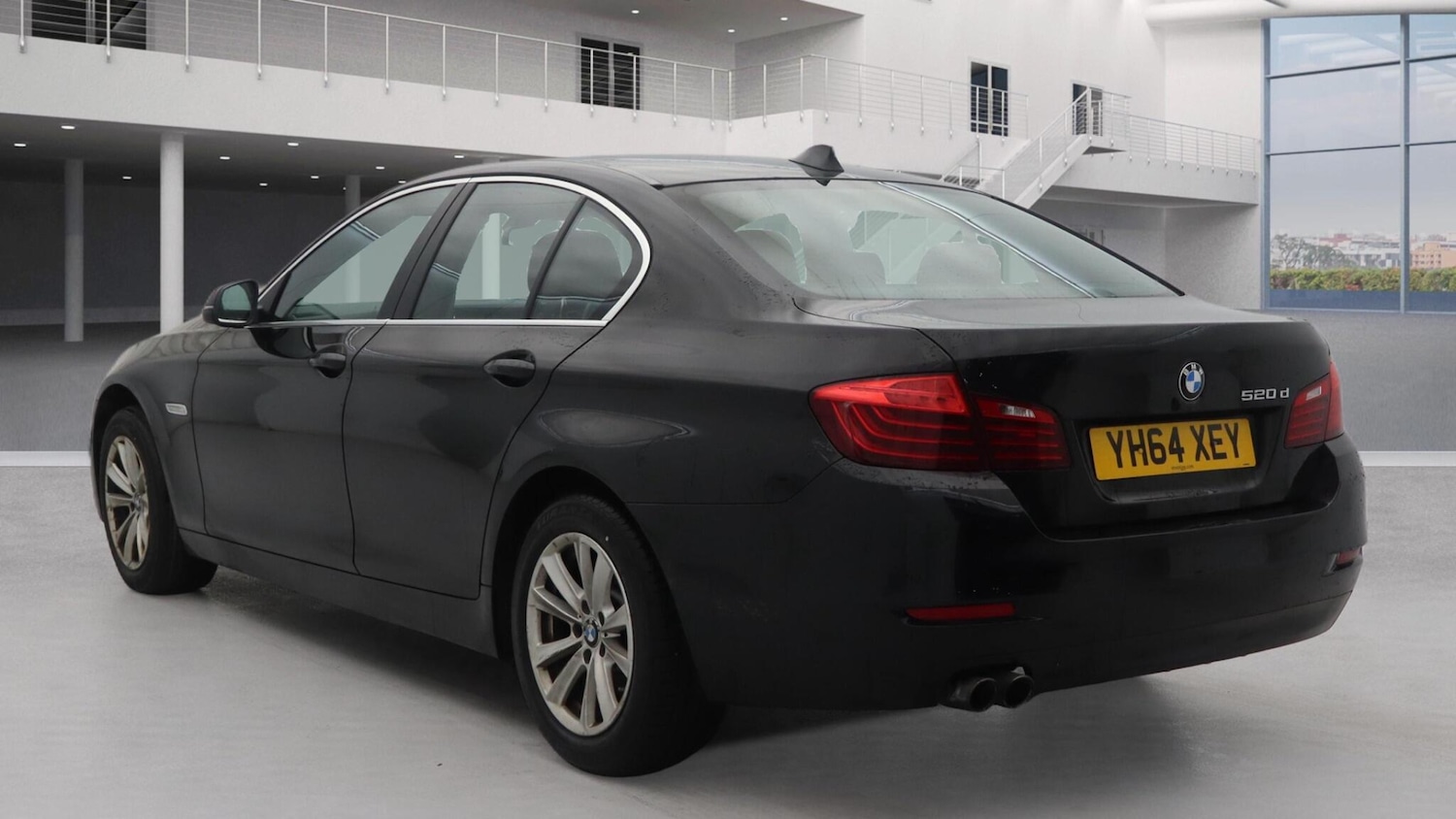 Used BMW 5 Series 2014 for sale - 77254575: Photo 2