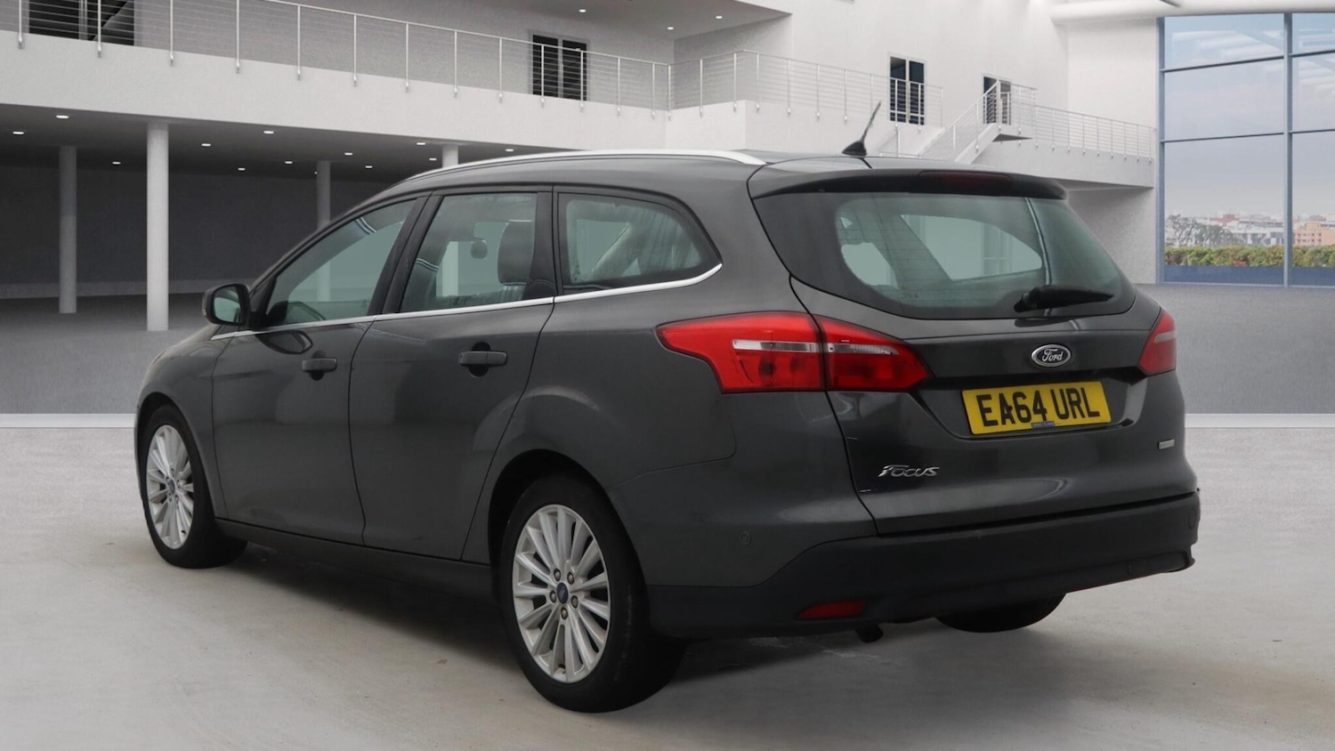 Used Ford Focus 2014 for sale - 77550343: Photo 2