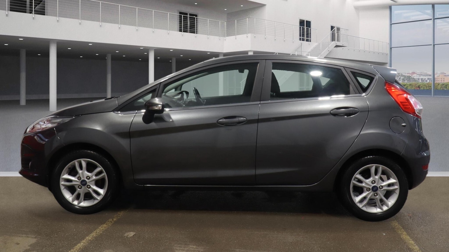 Used Ford Fiesta 2015 for sale - 77550669: Photo 3