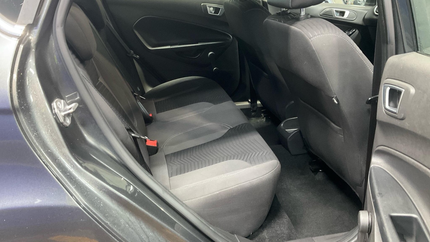 Used Ford Fiesta 2015 for sale - 77550669: Photo 5