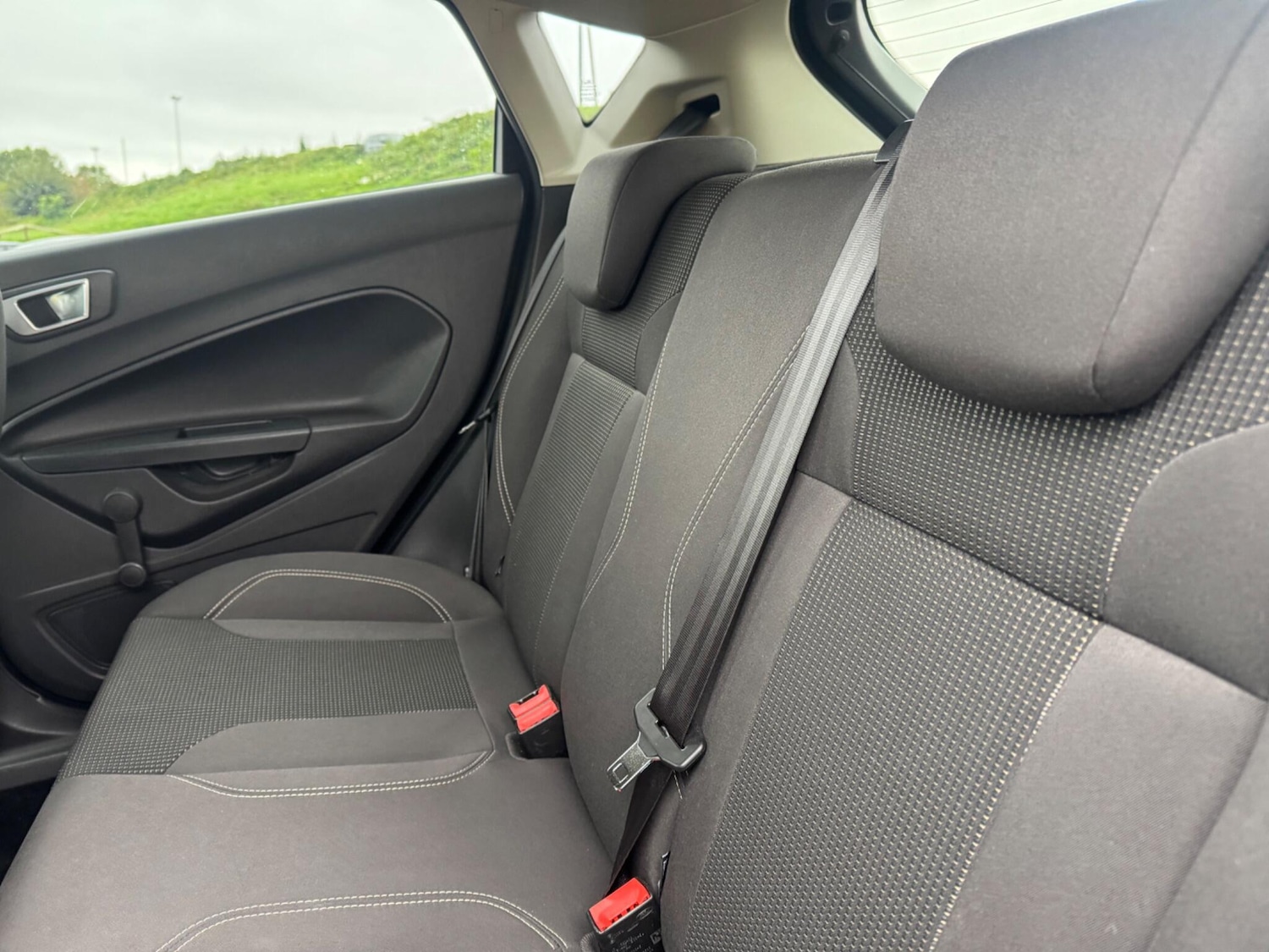 Used Ford Fiesta 2015 for sale - 76246528: Photo 12