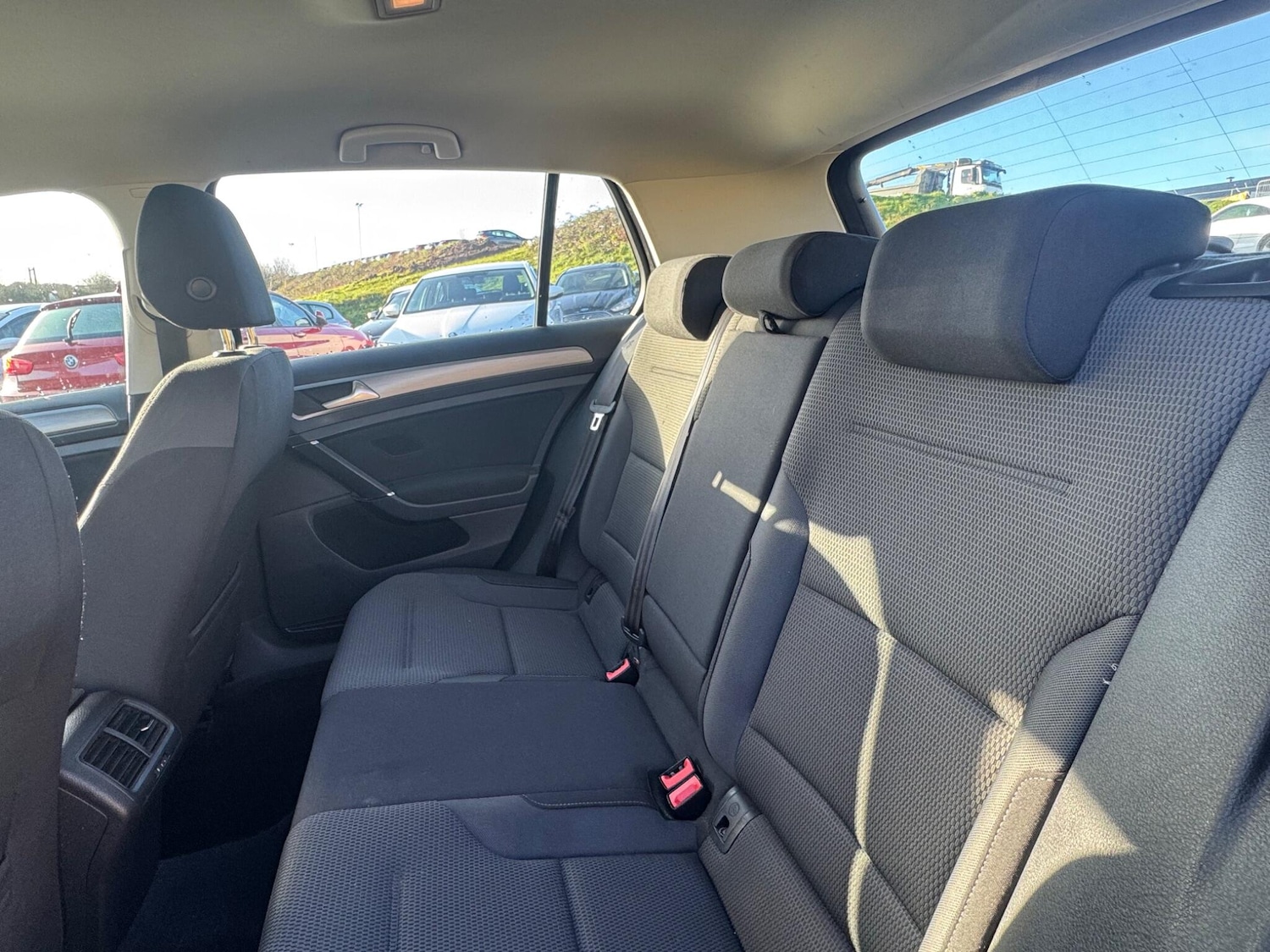 Used Volkswagen Golf 2016 for sale - 76866206: Photo 11