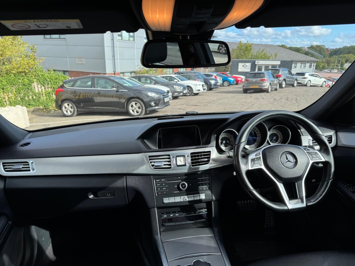 Used Mercedes-Benz E Class 2015 for sale - 77723887: Photo 12