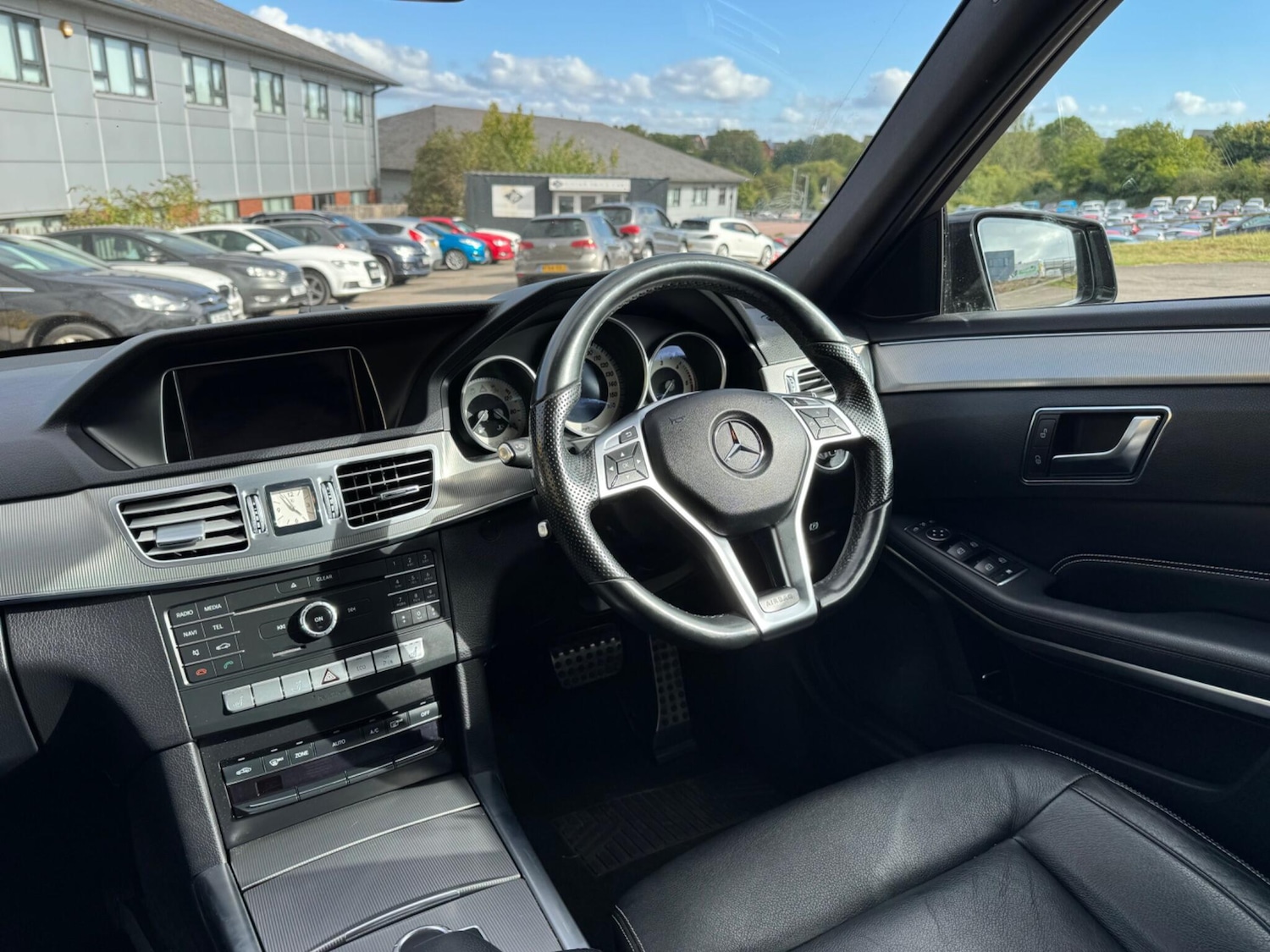 Used Mercedes-Benz E Class 2015 for sale - 77723887: Photo 13
