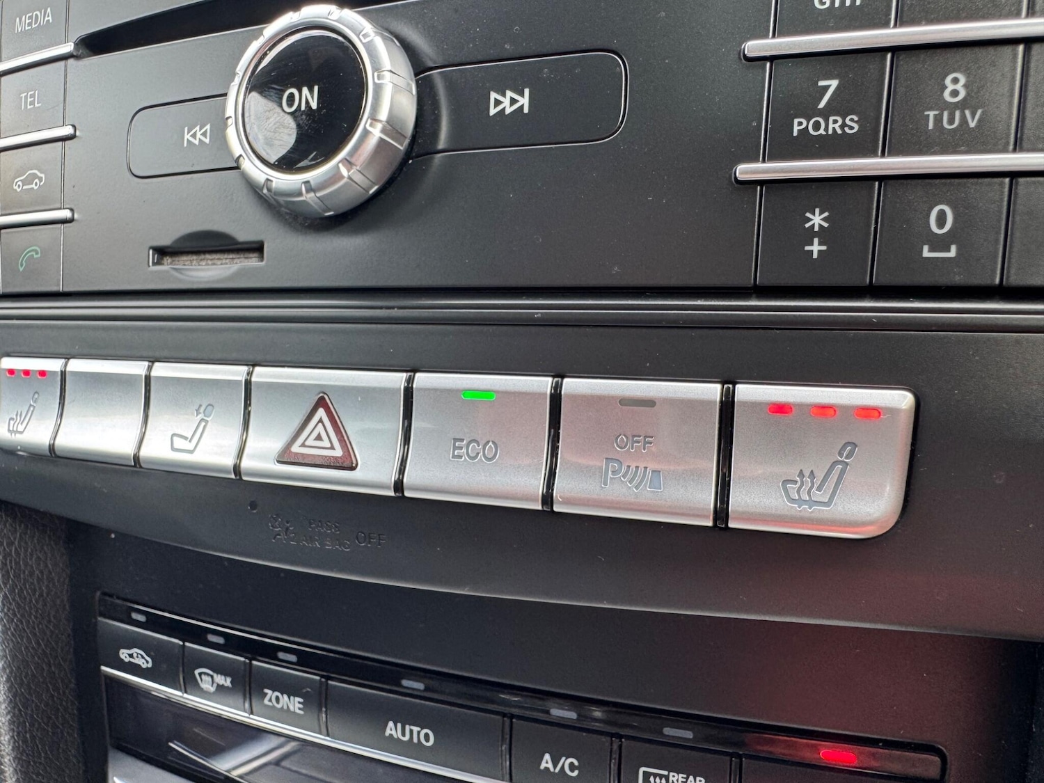 Used Mercedes-Benz E Class 2015 for sale - 77723887: Photo 15