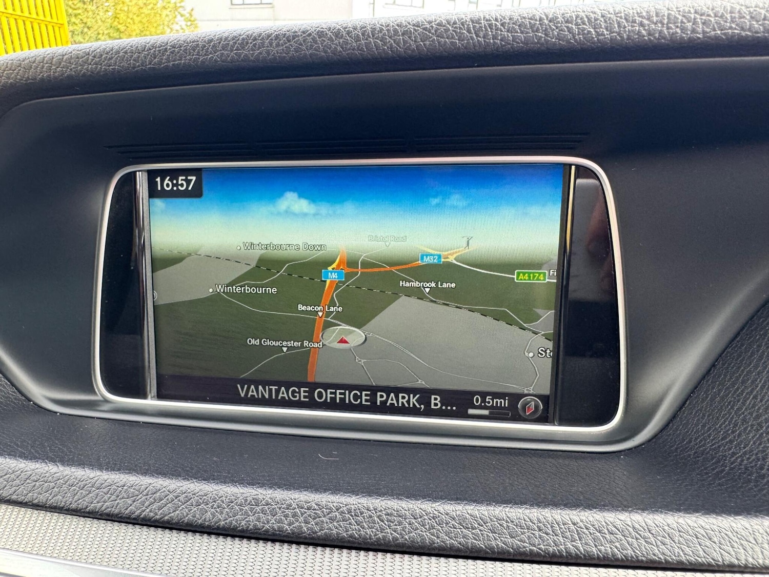 Used Mercedes-Benz E Class 2015 for sale - 77723887: Photo 16