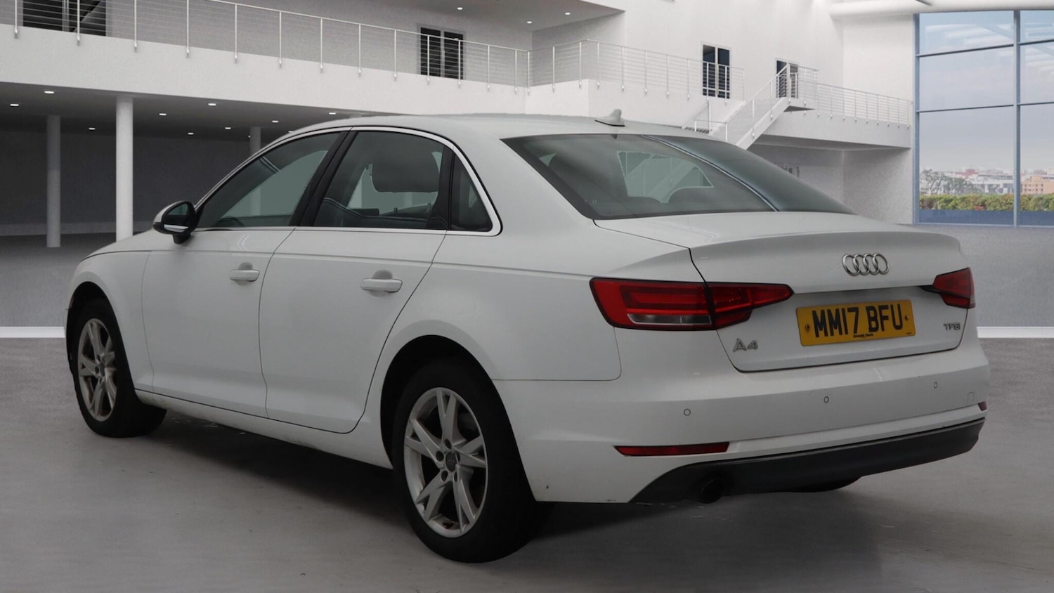 Used Audi A4 2017 for sale - 76898653: Photo 2