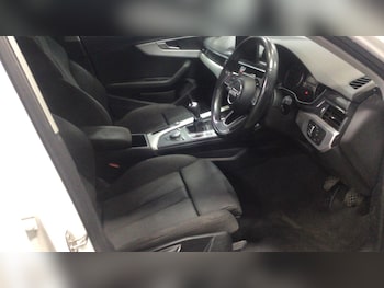 Used Audi A4 2017 for sale - 76898653: Photo