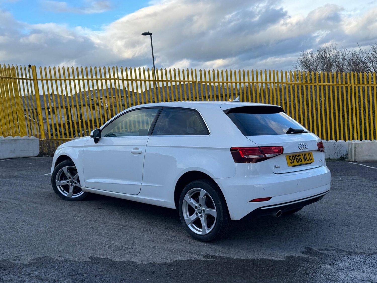 Used Audi A3 for sale - 77808699: Photo 2