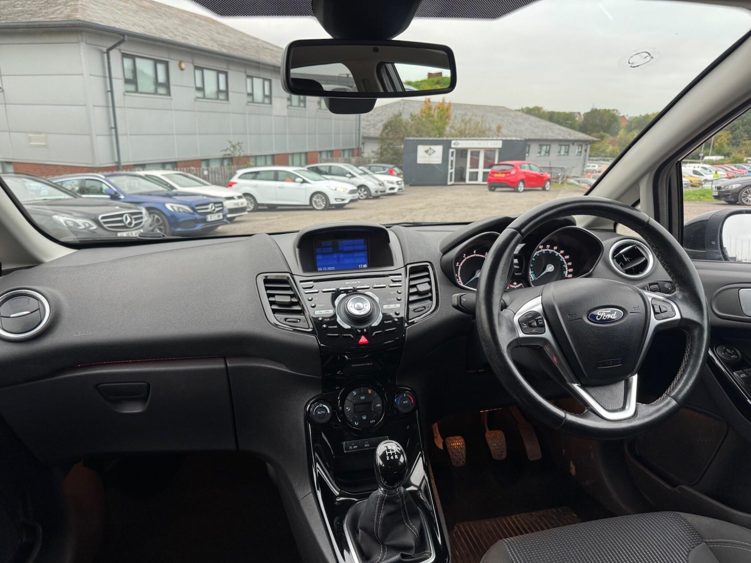 Used Ford Fiesta 2017 for sale - 76179892: Photo 11