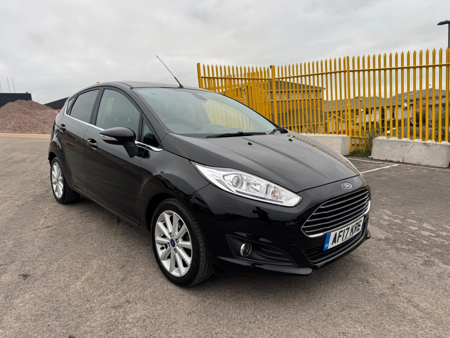 Used Ford Fiesta 2017 for sale - 76179892: Photo 4