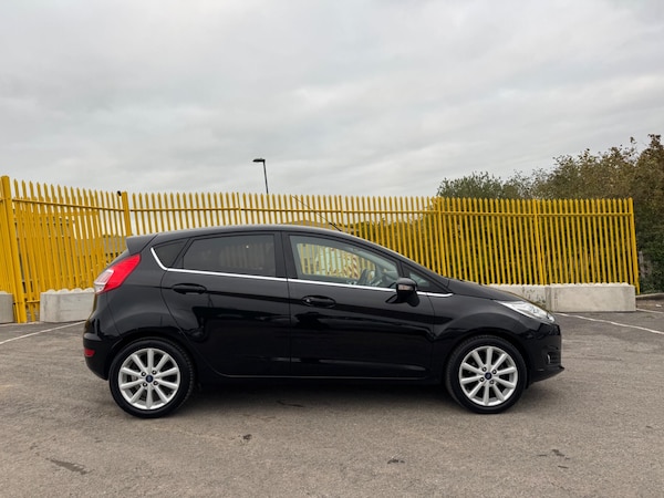 Used Ford Fiesta 2017 for sale - 76179892: Photo 5