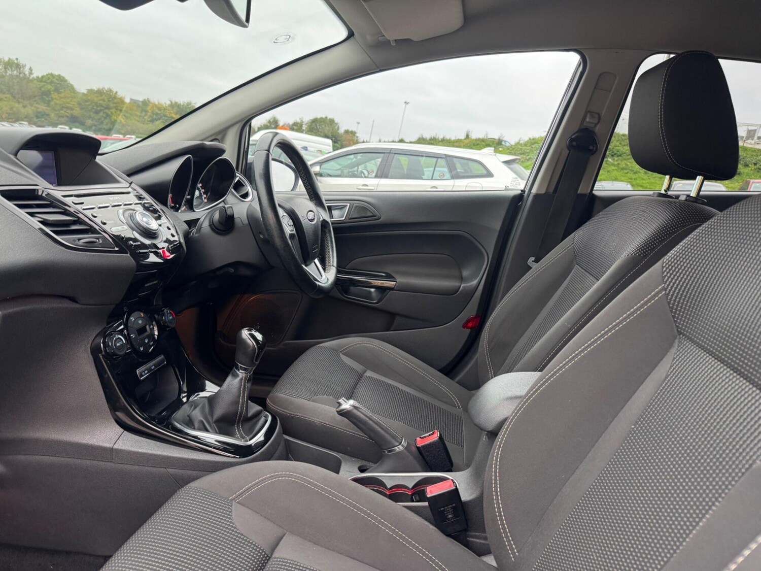 Used Ford Fiesta 2017 for sale - 76179892: Photo 8