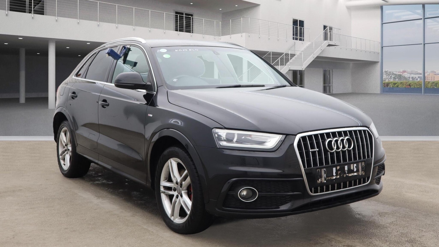 Used Audi Q3 for sale - 76866067: Photo 1