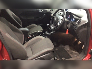 Used Ford Fiesta 2016 for sale - 77321052: Photo