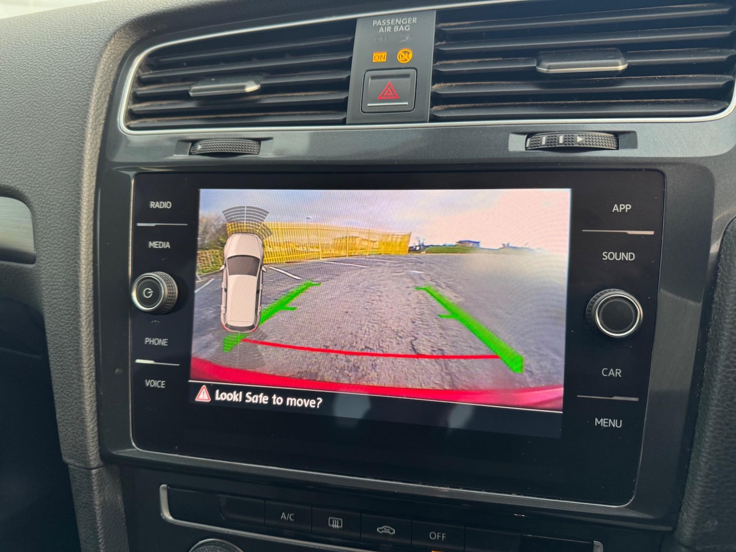 Used Volkswagen Golf 2017 for sale - 76527653: Photo 9