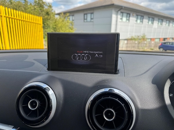 Used Audi A3 Cabriolet 2015 for sale - 75507797: Photo 16