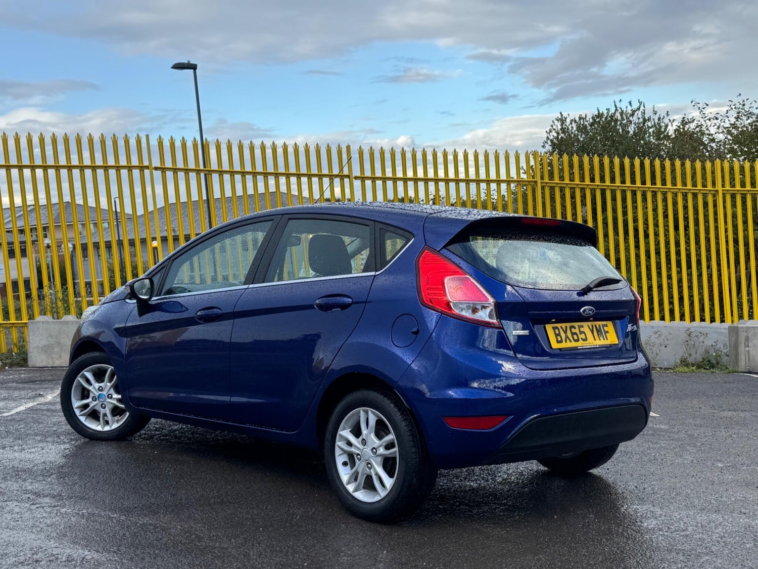 Used Ford Fiesta 2015 for sale - 76993328: Photo 3