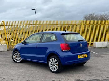 Used Volkswagen Polo 2011 for sale - 78086163: Photo