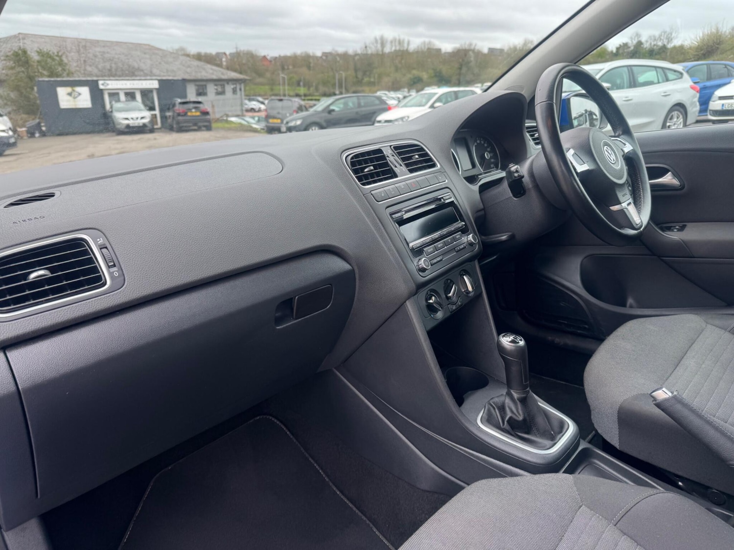 Used Volkswagen Polo 2011 for sale - 78086163: Photo 8