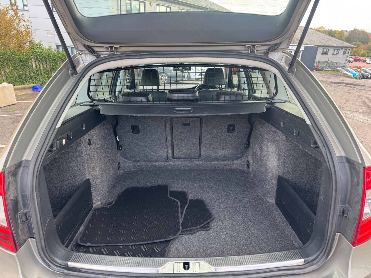 Used Skoda Superb 2014 for sale - 76166697: Photo 14