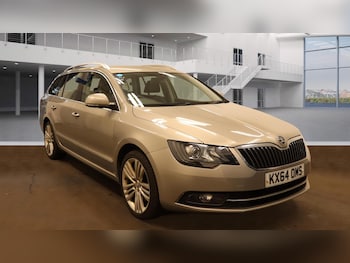 2014 (64) - 2.0 TDI Elegance 4WD Euro 5 (s/s) 5dr