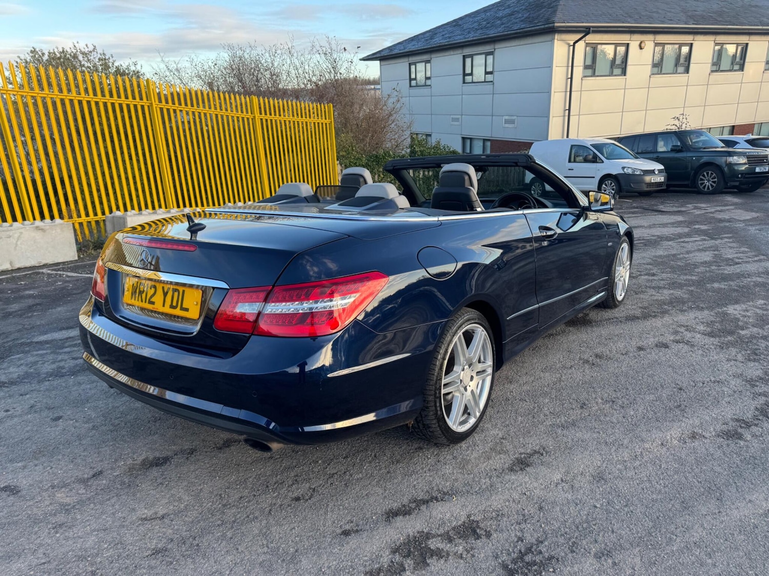 Used Mercedes-Benz E Class 2012 for sale - 77344667: Photo 16