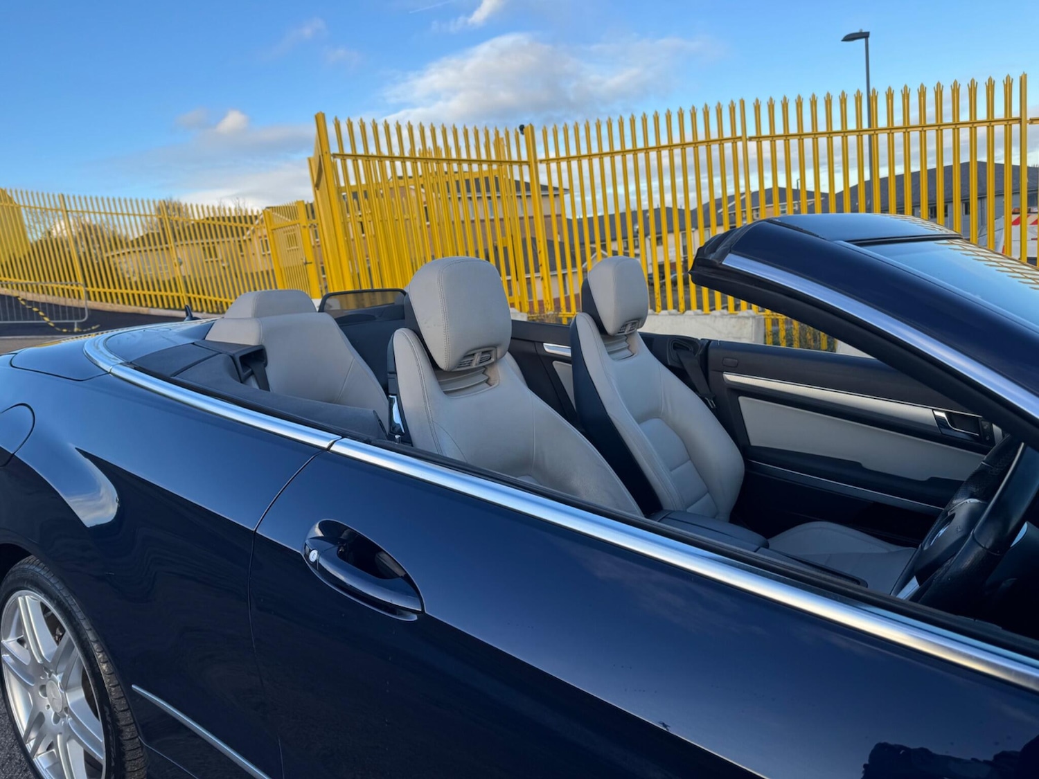 Used Mercedes-Benz E Class 2012 for sale - 77344667: Photo 19