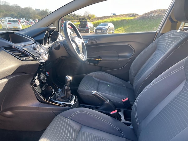 Used Ford Fiesta 2015 for sale - 74135167: Photo 10