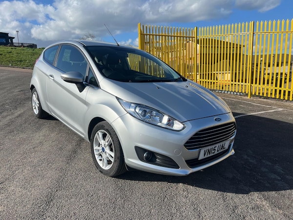 Used Ford Fiesta 2015 for sale - 74135167: Photo 4