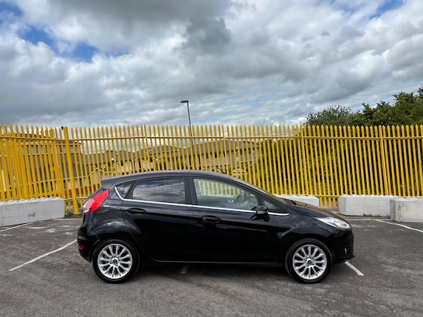 Used Ford Fiesta 2014 for sale - 74212659: Photo 5