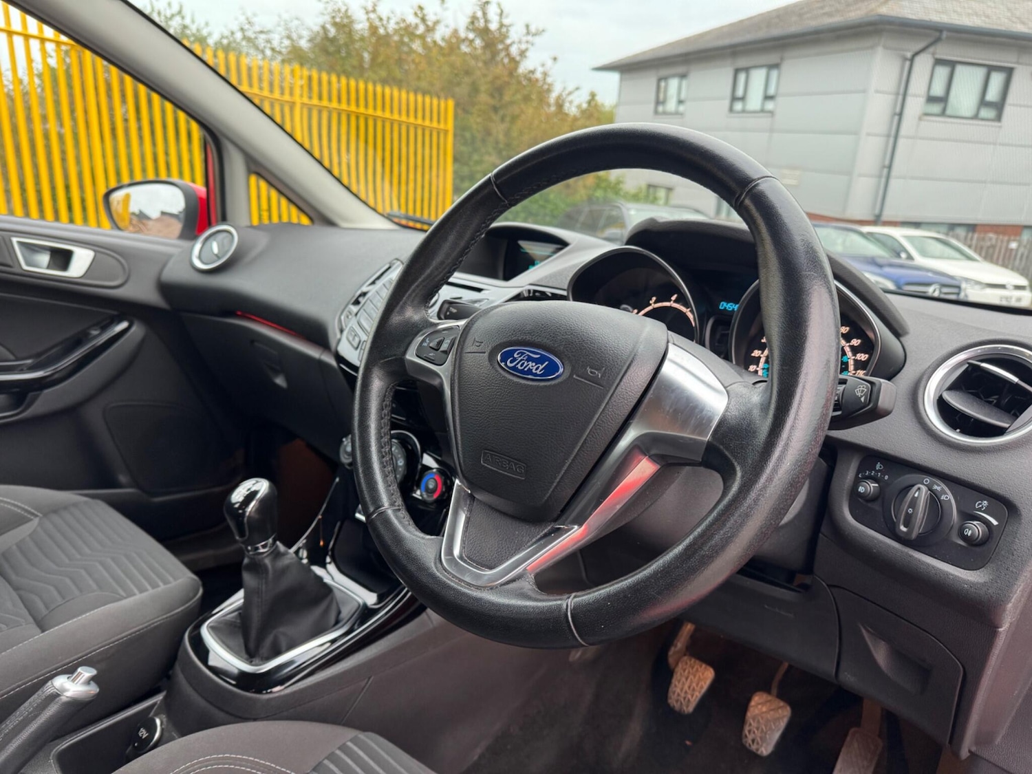 Used Ford Fiesta 2015 for sale - 76226613: Photo 8