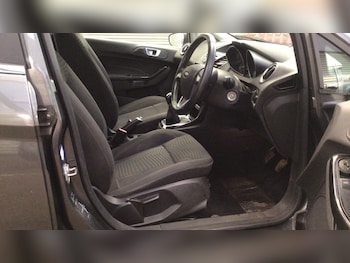 Used Ford Fiesta 2016 for sale - 76247120: Photo 4