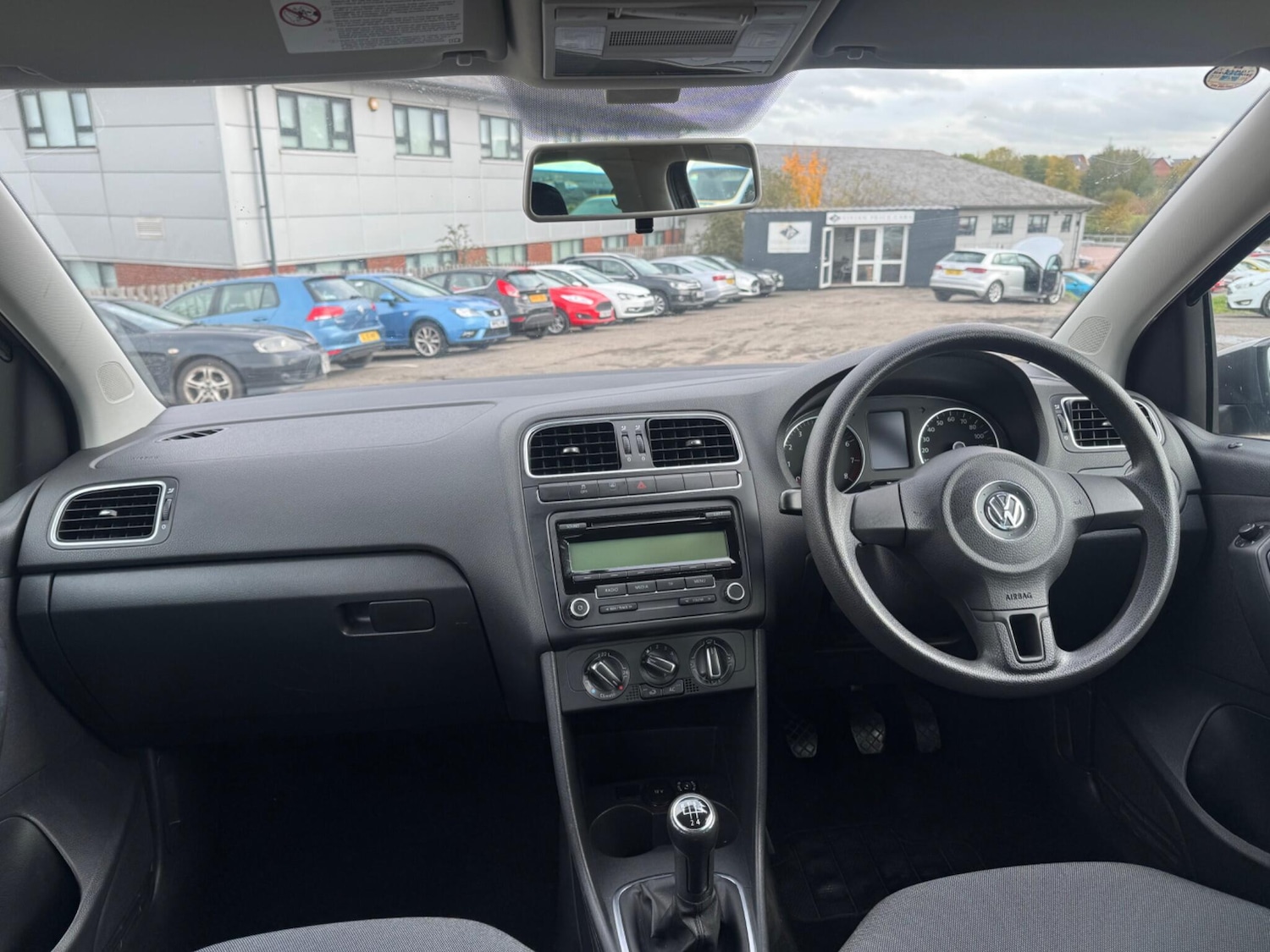 Used Volkswagen Polo 2010 for sale - 76246622: Photo 11