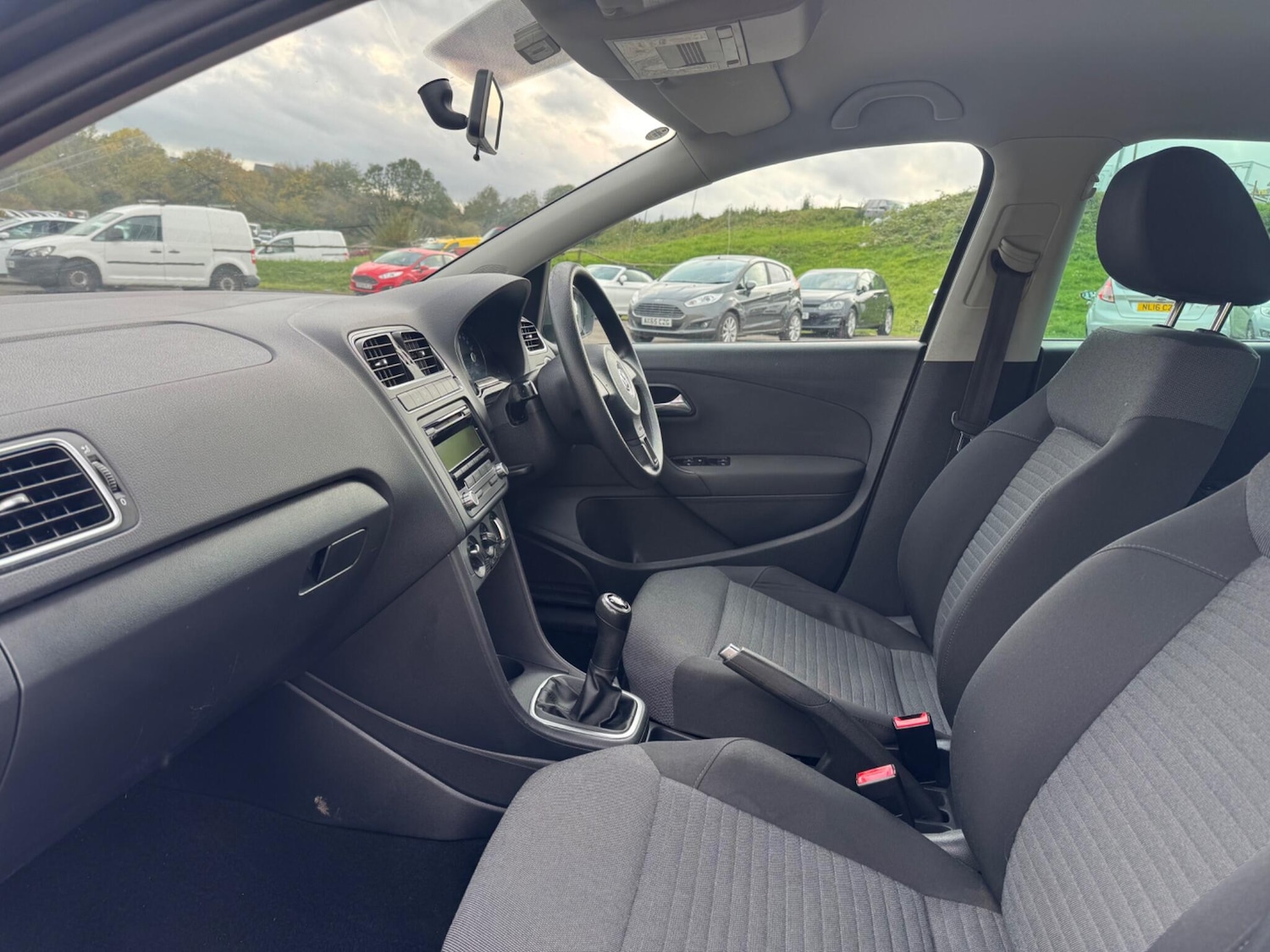 Used Volkswagen Polo 2010 for sale - 76246622: Photo 8