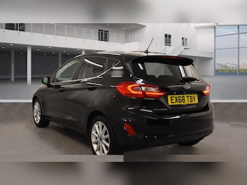 Used Ford Fiesta 2018 for sale - 76389403: Photo