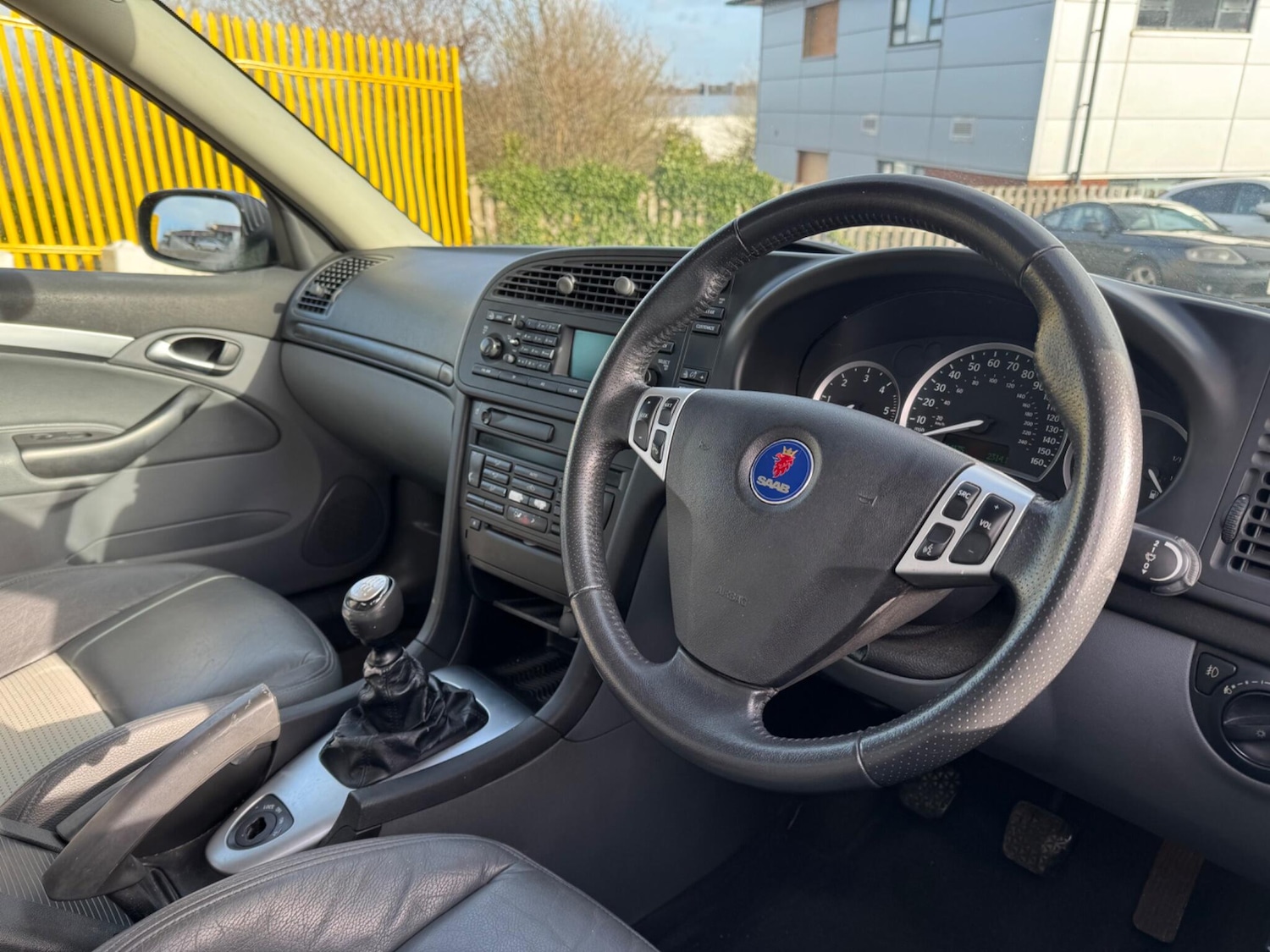 Used Saab 9-3 2005 for sale - 77163423: Photo 12