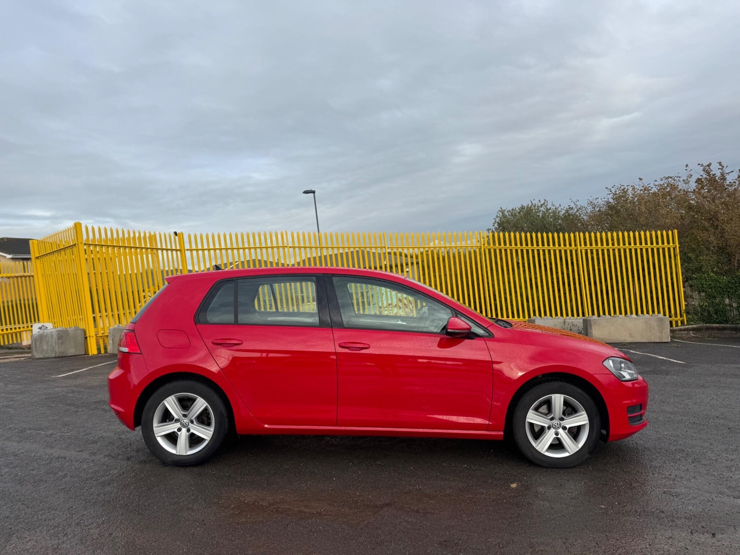 Used Volkswagen Golf 2017 for sale - 76995597: Photo 5