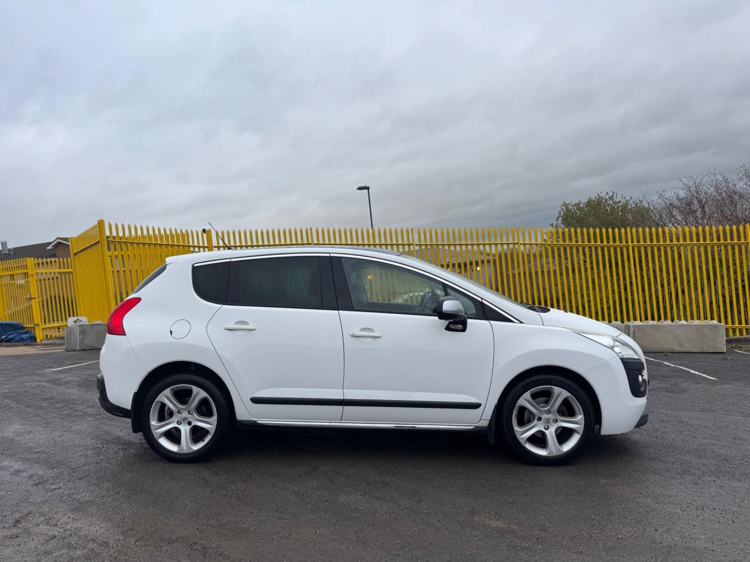 Used Peugeot 3008 2014 for sale - 76199720: Photo 5