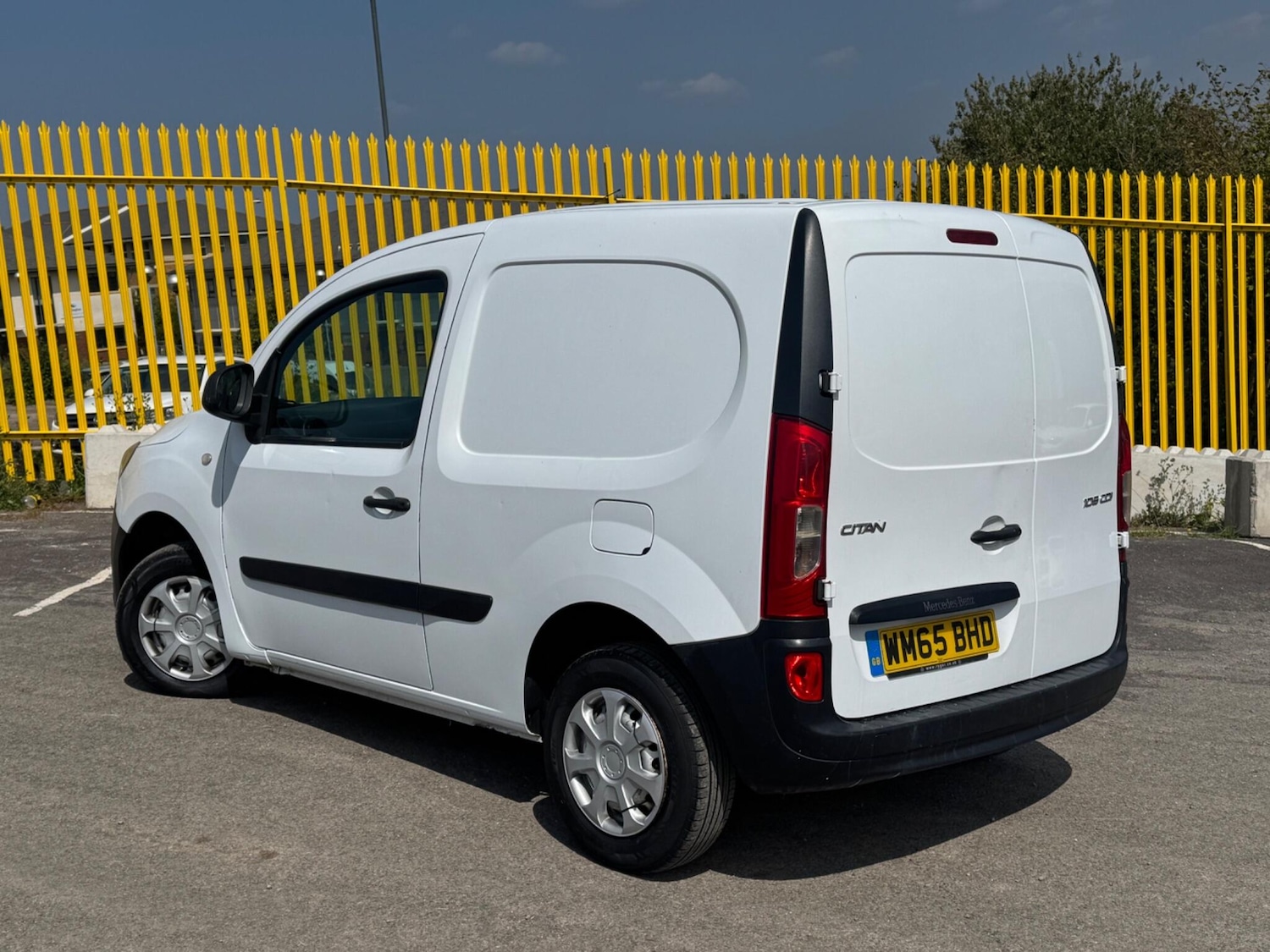 Used Mercedes-Benz Citan 2015 for sale - 76992918: Photo 2