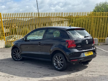 Used Volkswagen Polo 2016 for sale - 78116411: Photo