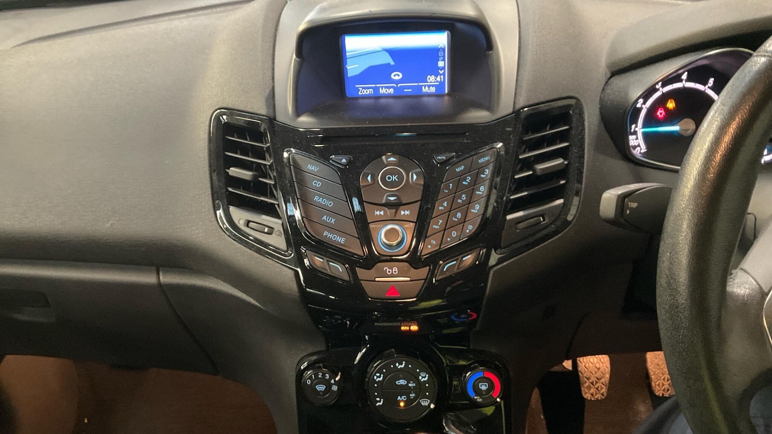 Used Ford Fiesta 2017 for sale - 76765211: Photo 6