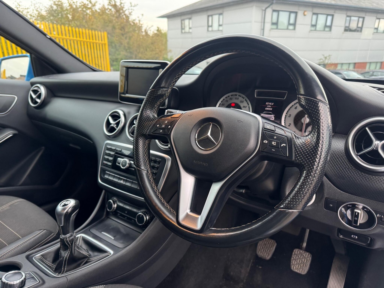 Used Mercedes-Benz A-Class 2014 for sale - 76988356: Photo 12