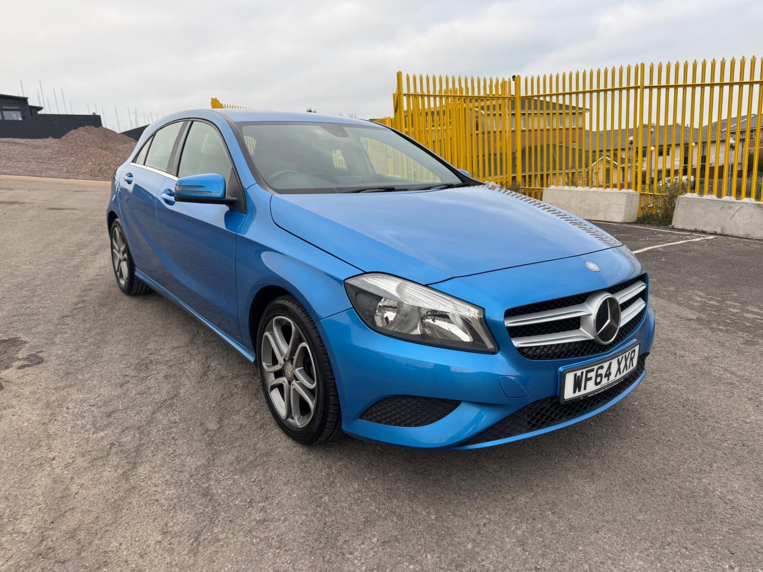 Used Mercedes-Benz A-Class 2014 for sale - 76988356: Photo 4