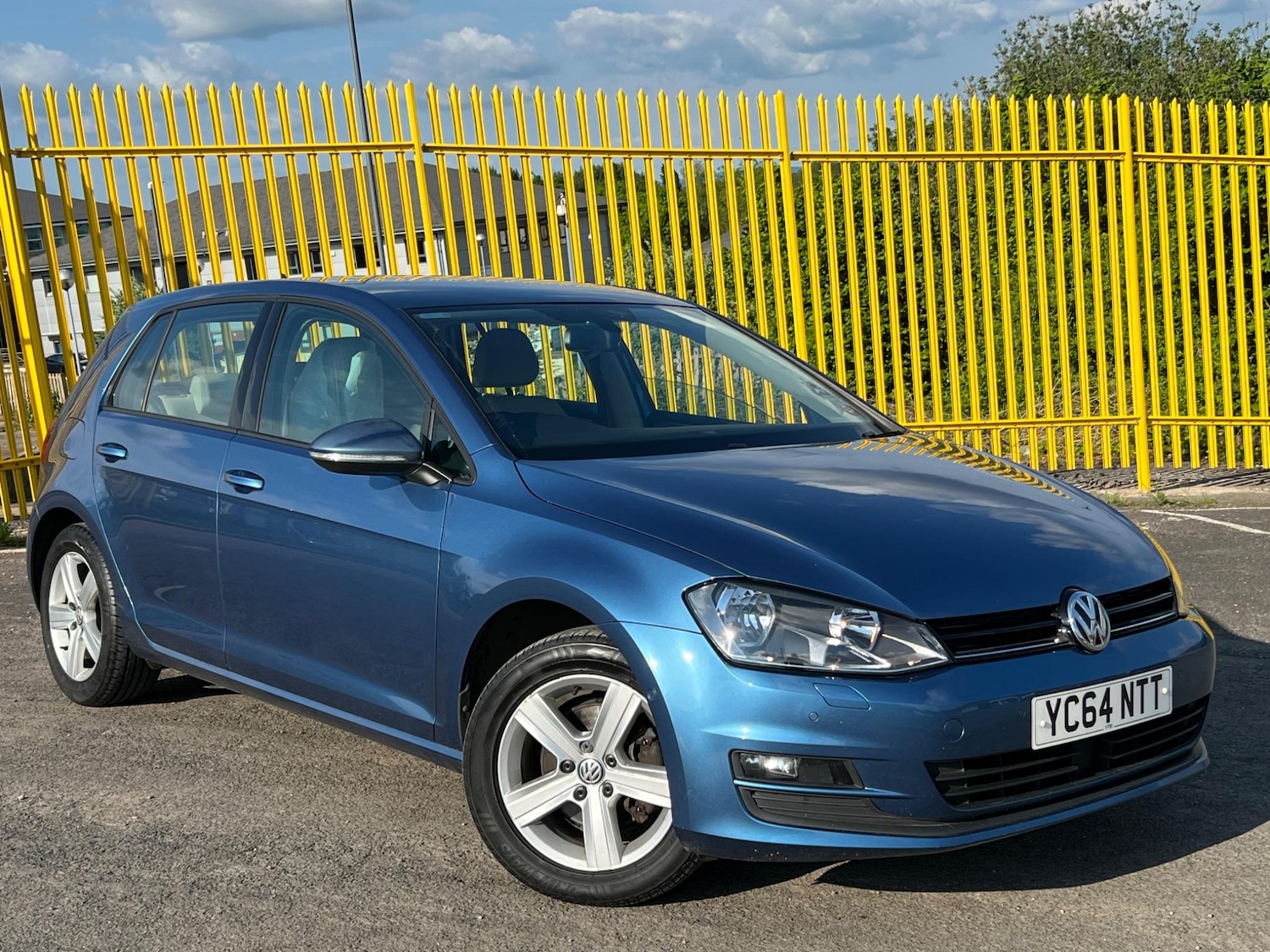 Used Volkswagen Golf 2014 for sale - 76528082: Photo 1