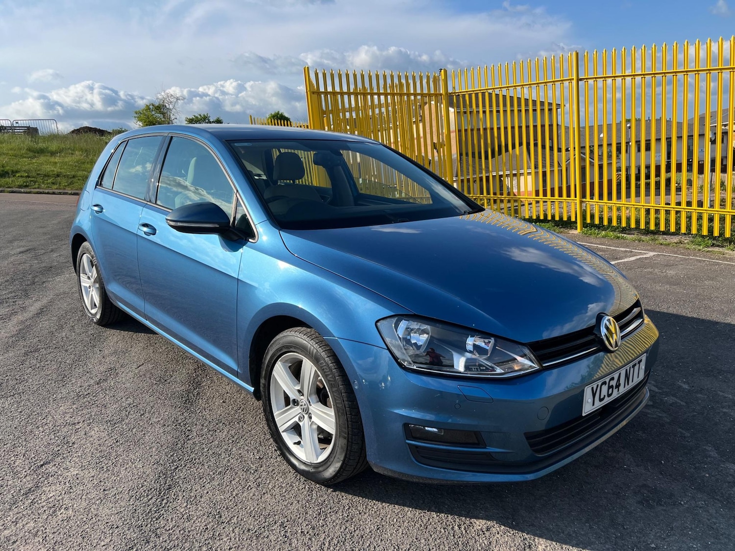 Used Volkswagen Golf 2014 for sale - 76528082: Photo 4